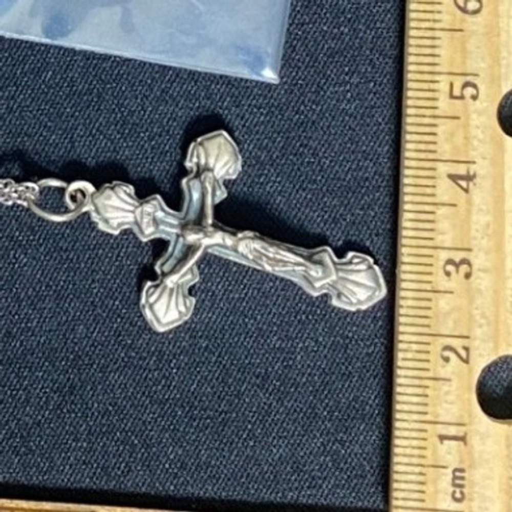 Womens Silver Tone Cross Pendant Necklace Chain Jewelry